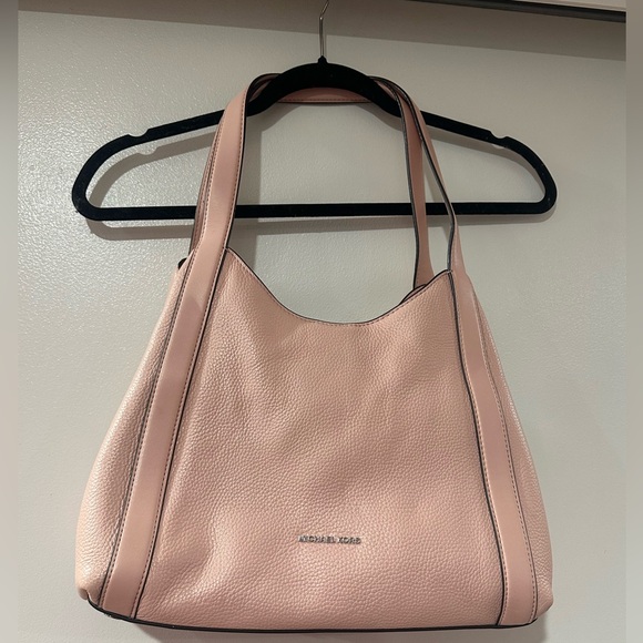 Michael Kors Bag - Picture 1 of 5